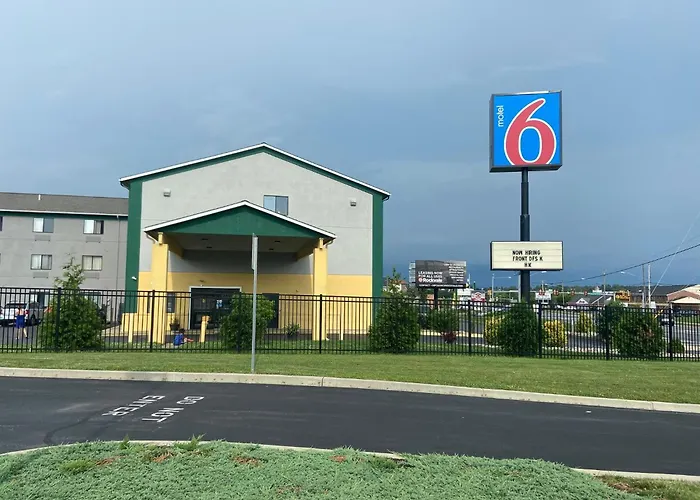 Resorts Guide Motel 6 Lancaster