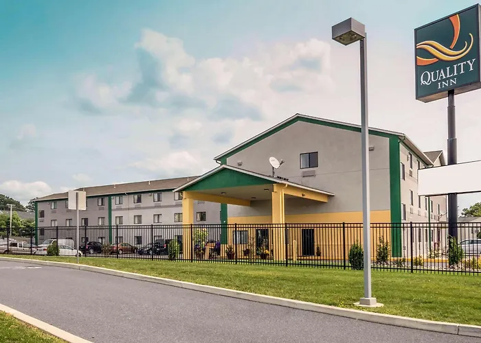 Resorts Guide Motel 6 Lancaster